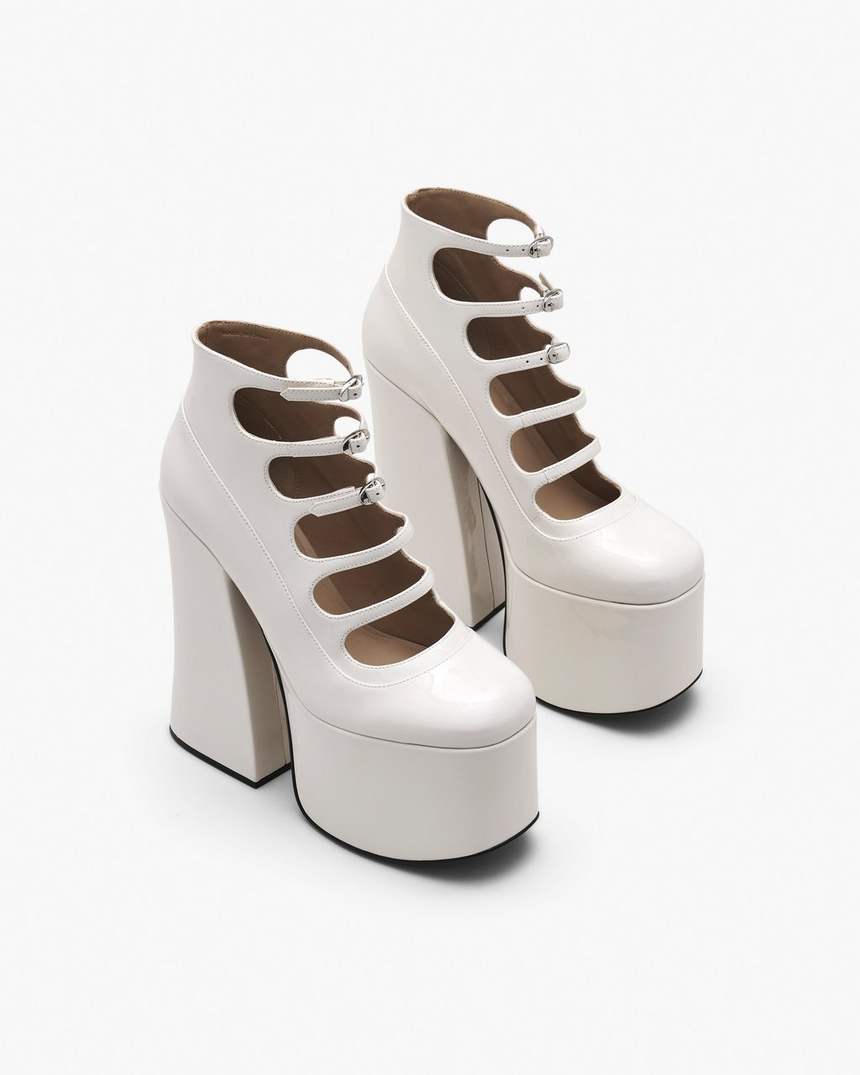 de lakleren kiki enkellaars