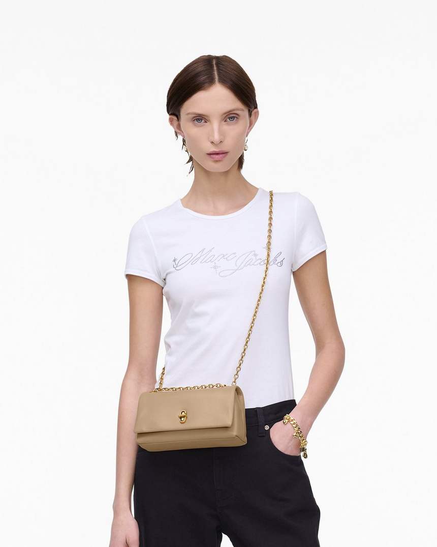 de mini-tas met dubbele ketting