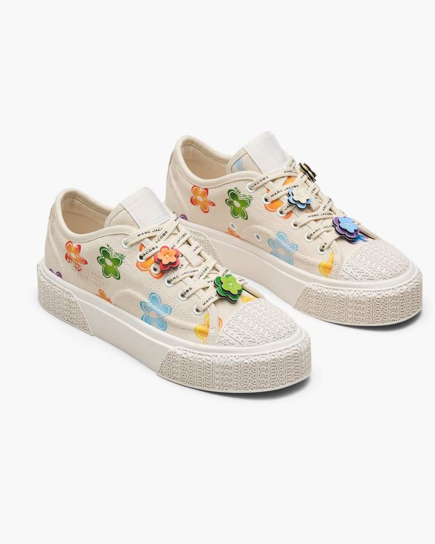 de wild daisy canvas sneaker