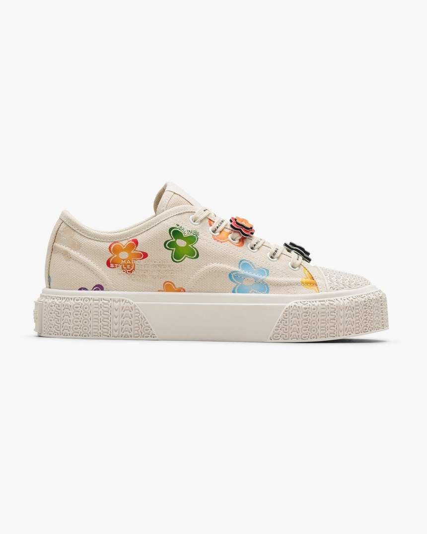 de wild daisy canvas sneaker