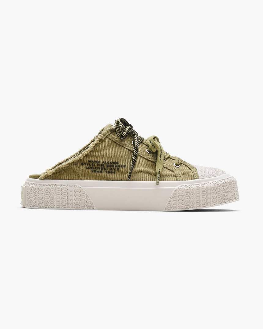 de sneaker-mule
