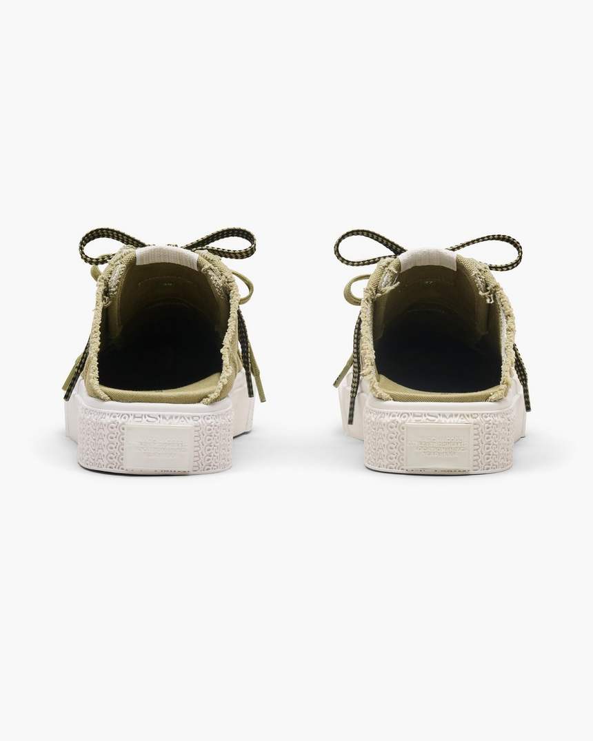de sneaker-mule