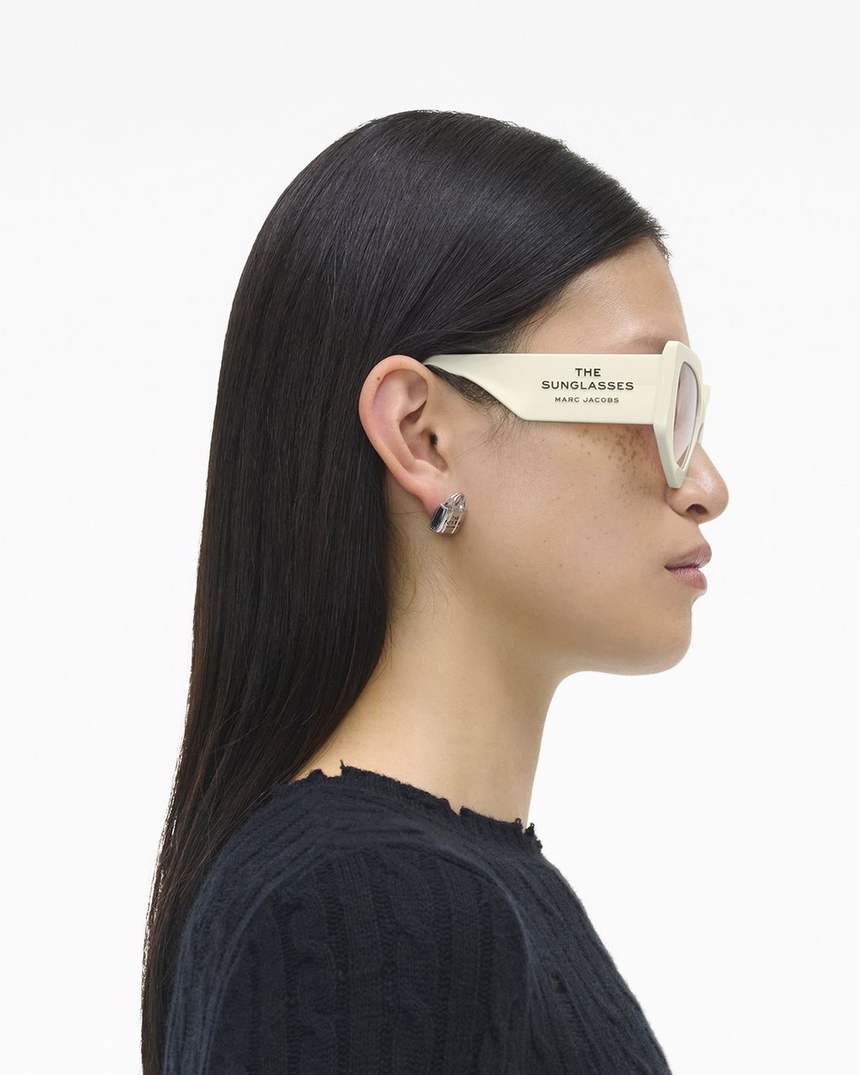de vierkante cat-eye zonnebril