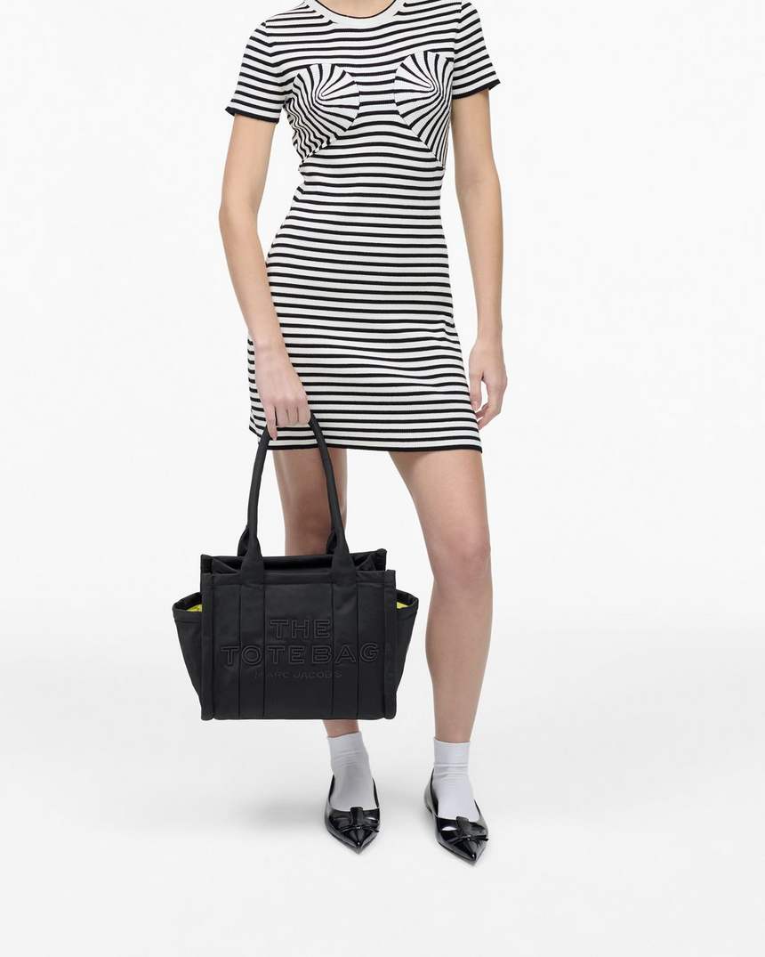 de puffy nylon medium tote bag